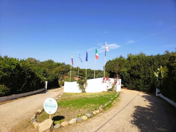 Happy Camp Mobile Homes In Camping Village Baia Paradiso Badesi Exteriér fotografie